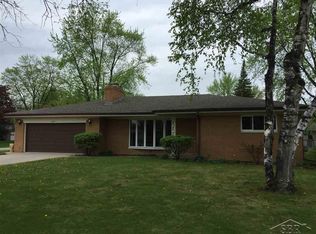4418 Tiffton Dr, Saginaw, MI 48603