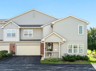 2271 Vanderbilt Dr, Geneva, IL 60134