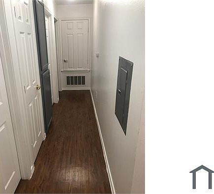 4th image of 7560 Windsor Oaks