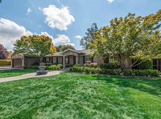 664 Dolphin Dr, Danville, CA 94526