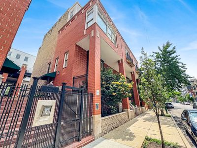 2843 N Lincoln Ave APT 208, Chicago, IL, 60657