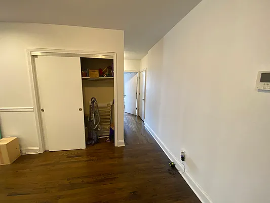 Rented by Mdays Realty | media 22