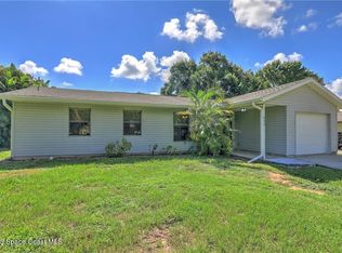 950 Landsdowne Dr, Sebastian, FL 32958