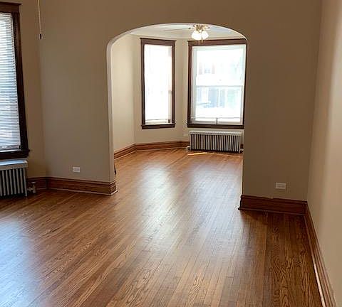 5th image of 4743 N Kenton Ave #1