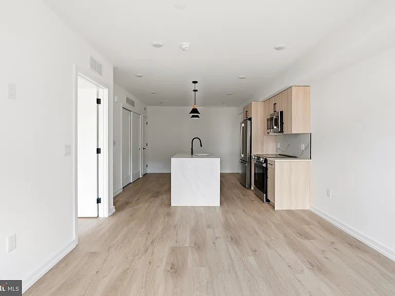 208 Vine St #2A — Photo 4
