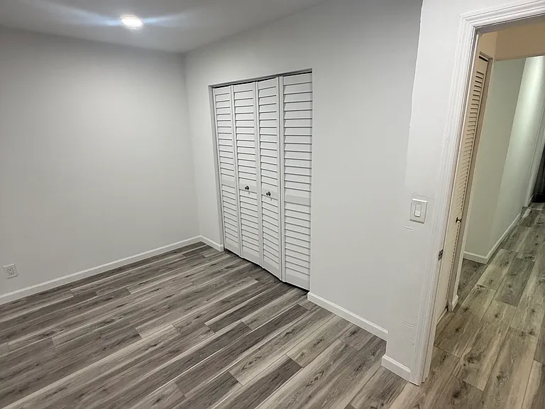 2335 Roosevelt St — Photo 14