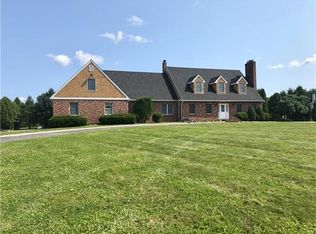 310 Spotswood Gravel Hill Rd, Monroe Township, NJ 08831