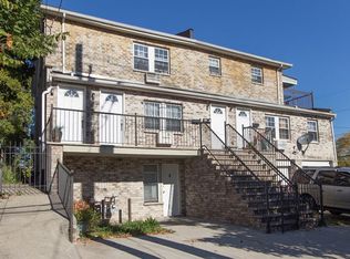 2919 Sampson Ave, Bronx, NY 10465