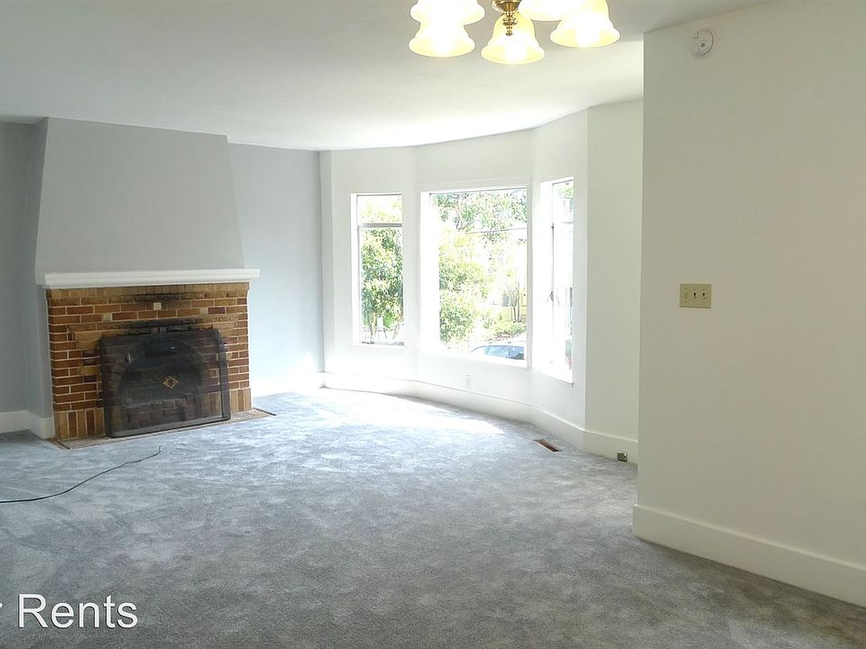 1st image of 154 Staples Ave