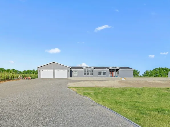 26205 Road U SW, Mattawa, WA 99349