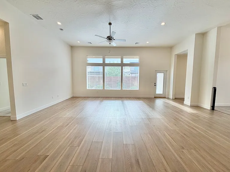 6011 S Bunda Way — Photo 19