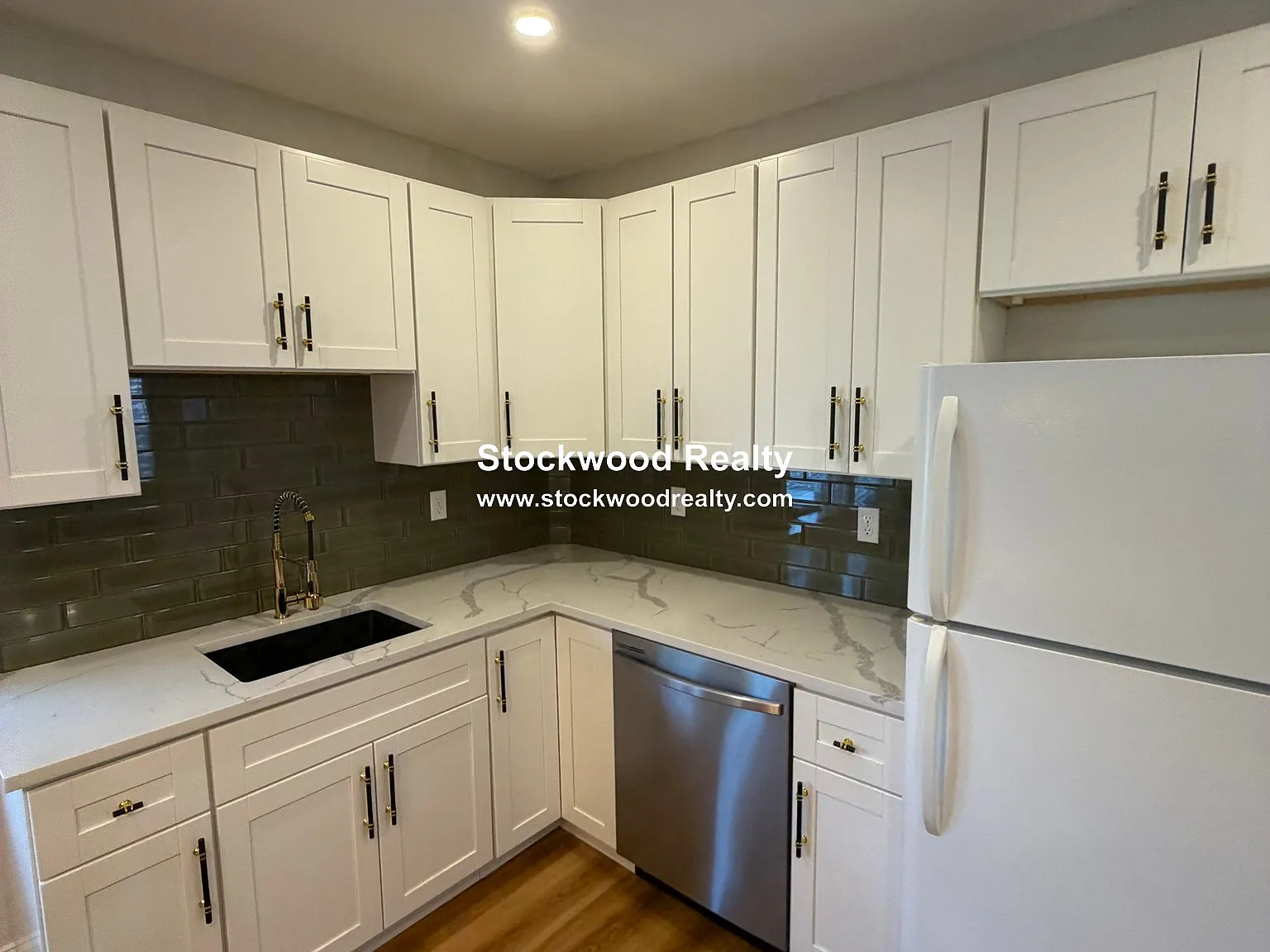 3 bed, $4,100 — Photo 4