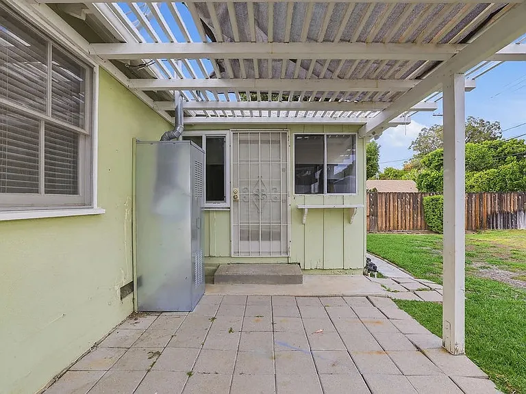 4958 Canoga Ave — Photo 19