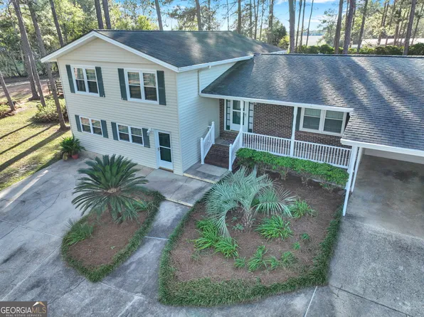 3233 Sylvester Dr, Moultrie, GA 31768