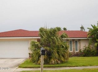 715 Richard St, Satellite Beach, FL 32937
