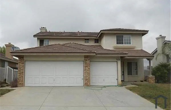 27407 Eagles Nest Dr — Photo 1