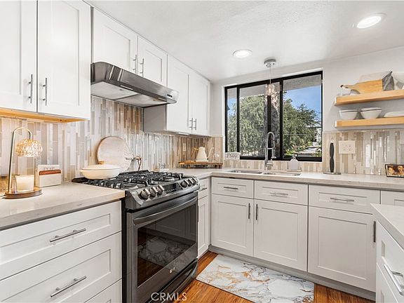 4th image of 620 W Hyde Park Blvd Unit 129