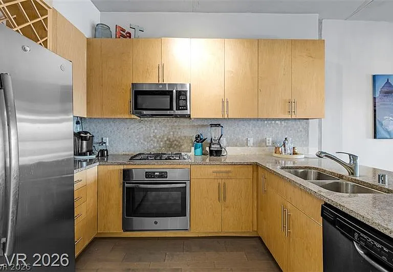 353 E Bonneville Ave #555 — Photo 7