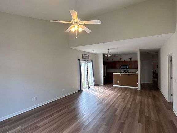 2nd image of 657 Cornerstone Cir