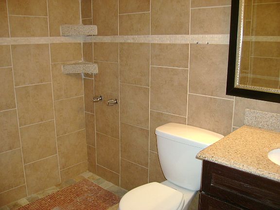 5th image of 13305 Quinta Way