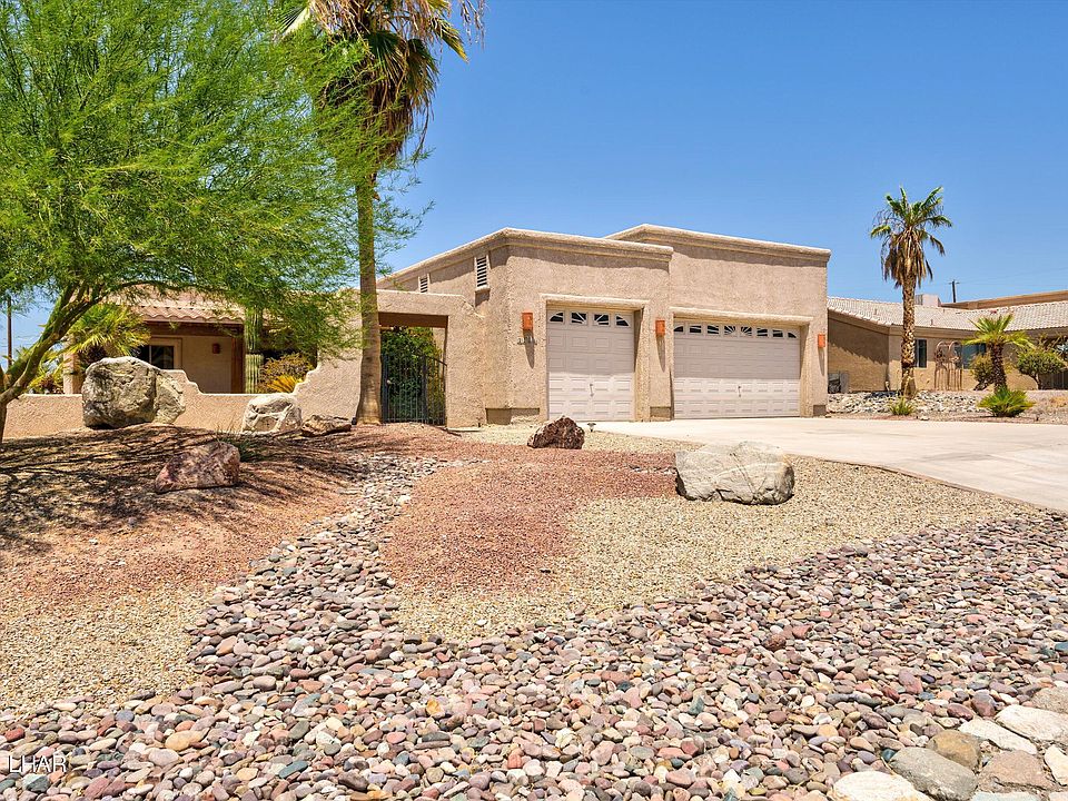 1st image of 3255 Palmtree Dr