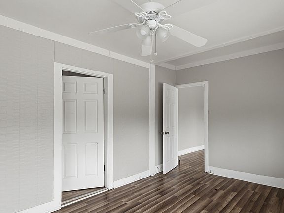 5th image of 3015 W 15th St