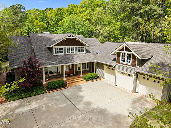 5th image of 3701 Stonegate Dr