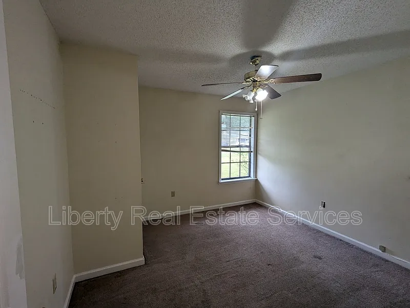 Carrie Heights — Photo 4