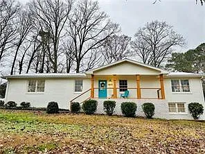 1611 Carlton Ave photo 1