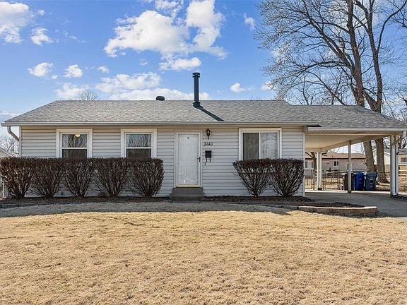 2nd image of 2140 Mullanphy Ln