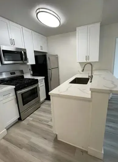 507 Glenrock Ave #103 — Photo 5