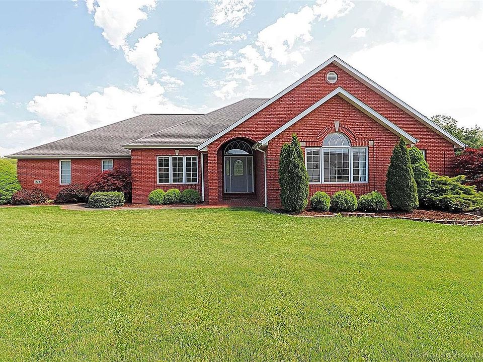 1st image of 466 Green Meadows Dr