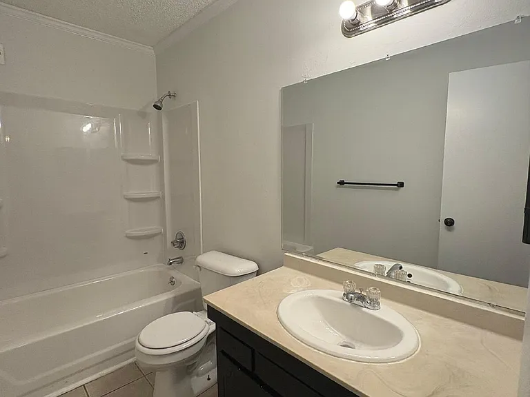 571 Winding Creek Rd #F — Photo 26