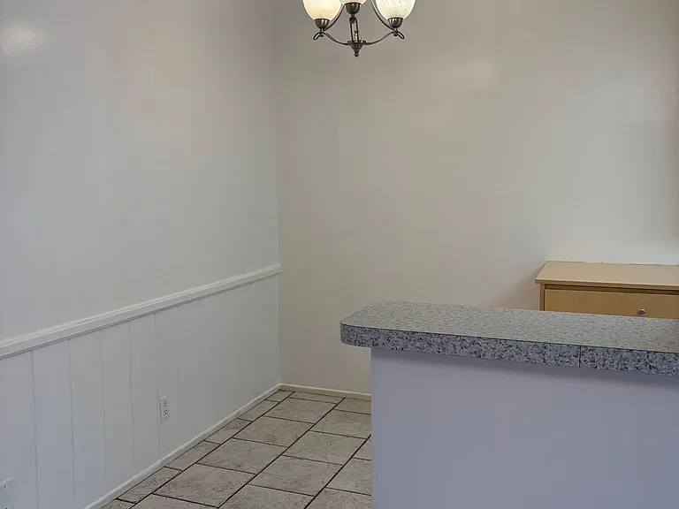 331 Cameron Pl #7 — Photo 5