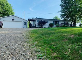 9831 Station Rd, Erie, PA 16510