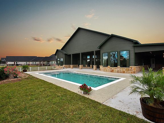2nd image of 25927 Hunter Ln