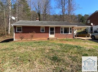 3614 Daniels Creek Rd, Collinsville, VA 24078
