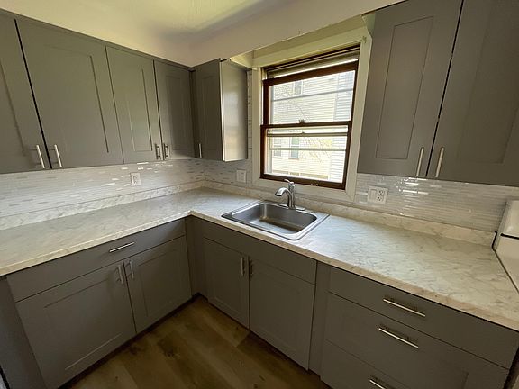 4th image of 236 Lake St #A