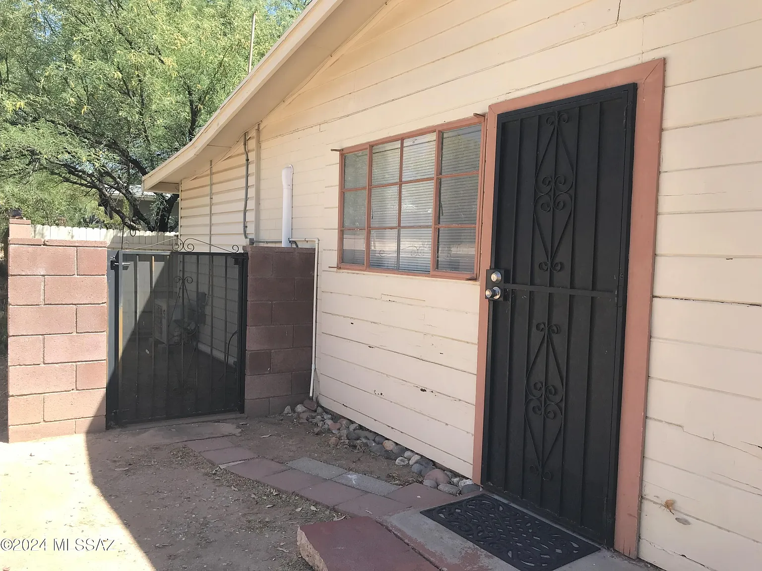 Studio, 1.0 bath, 286 sqft, $695 — Photo 3