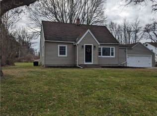 241 Lawrence Rd, Brockport, NY 14420