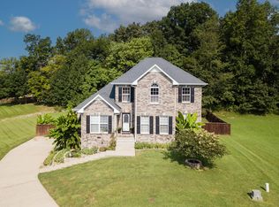 736 Forrest Cove Ct, Clarksville, TN 37040