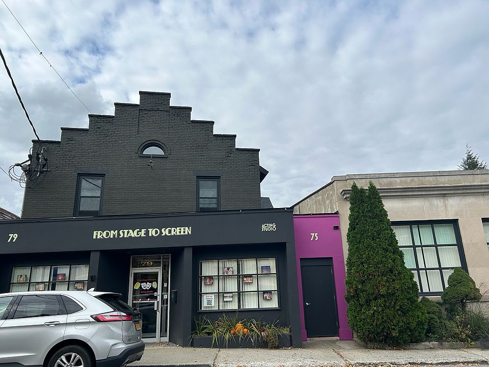 1st image of 75 Vineyard Ave #B