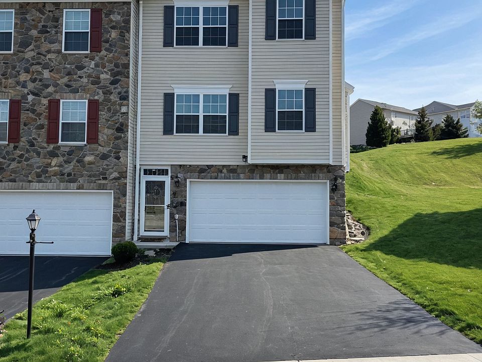 1st image of 680 Freedom Dr