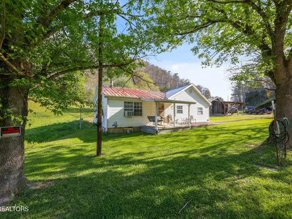 542 Back Valley Rd, Sneedville, TN 37869