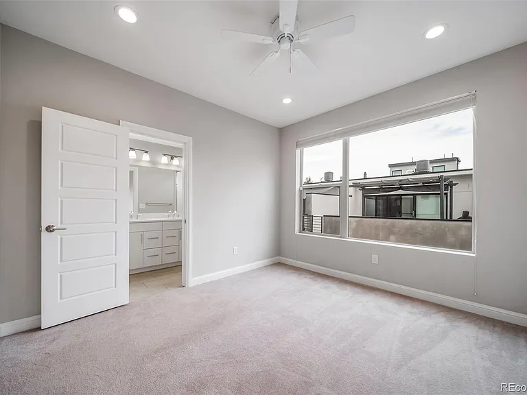 1752 Williams St — Photo 20