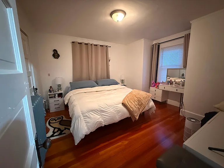 15 Hoyle St #3 — Photo 5