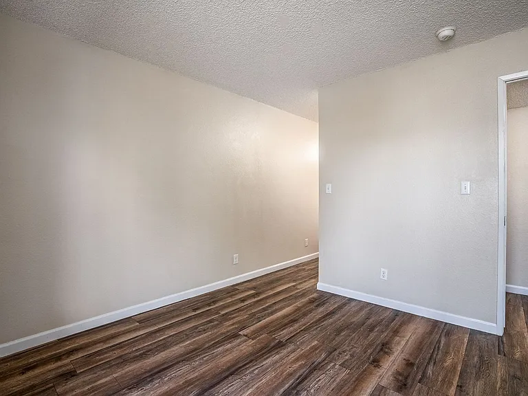 Park View Estates — Photo 32