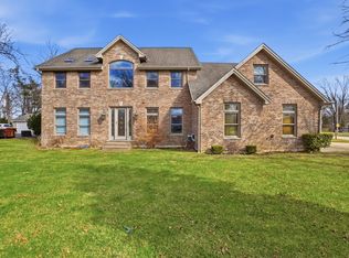 115 E Woodlawn Rd, New Lenox, IL 60451