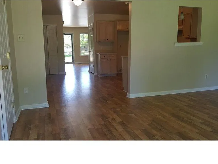 2138 Barley Dr — Photo 4