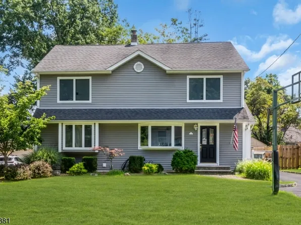 114 Lopez Rd, Cedar Grove Twp., NJ 07009